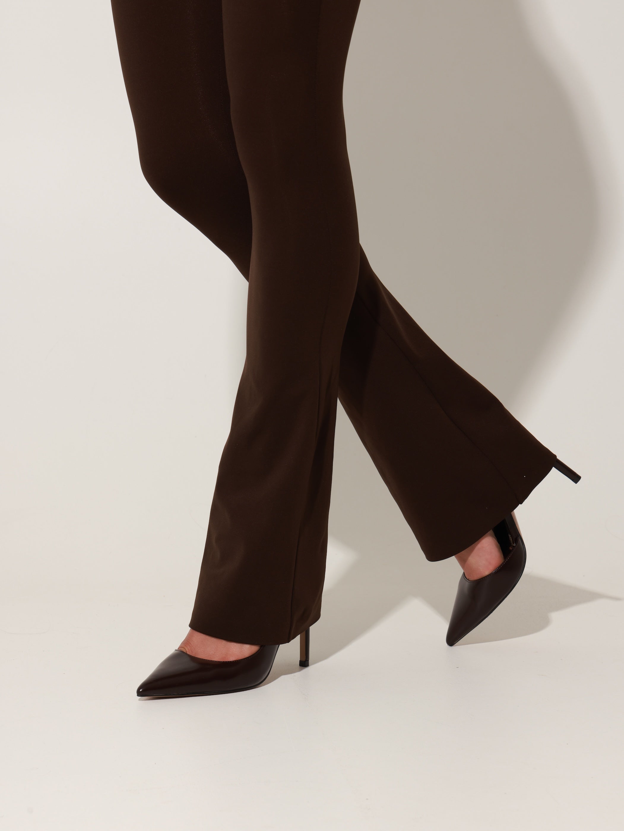 Siyah Sculpting Flare Legging - Chocolate Brown