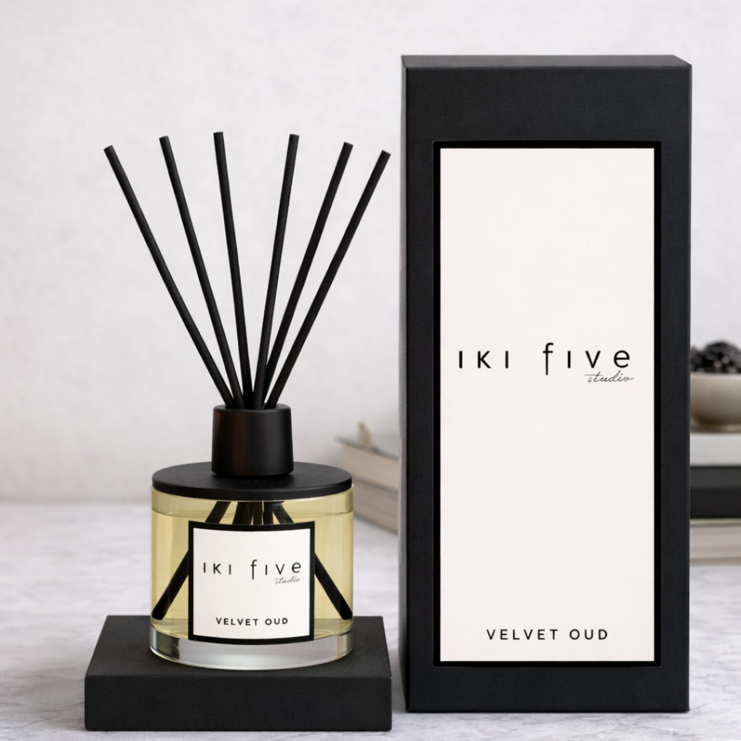 Velvet Oud Reed Diffuser | Long-Lasting Home Fragrance